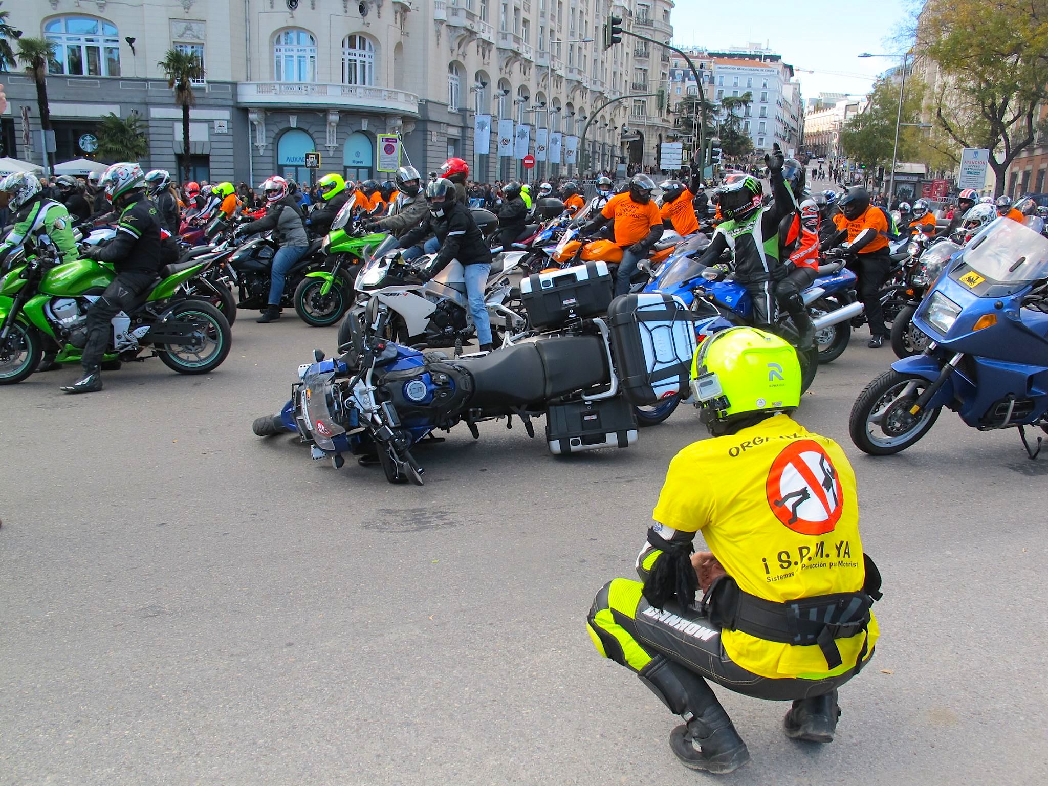 Manifestacion-motos-6-D-Madrid_-jpg-.jpg