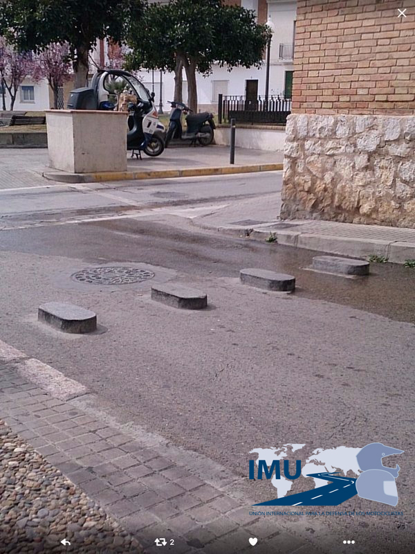 Obstaculo calzada 01.jpg