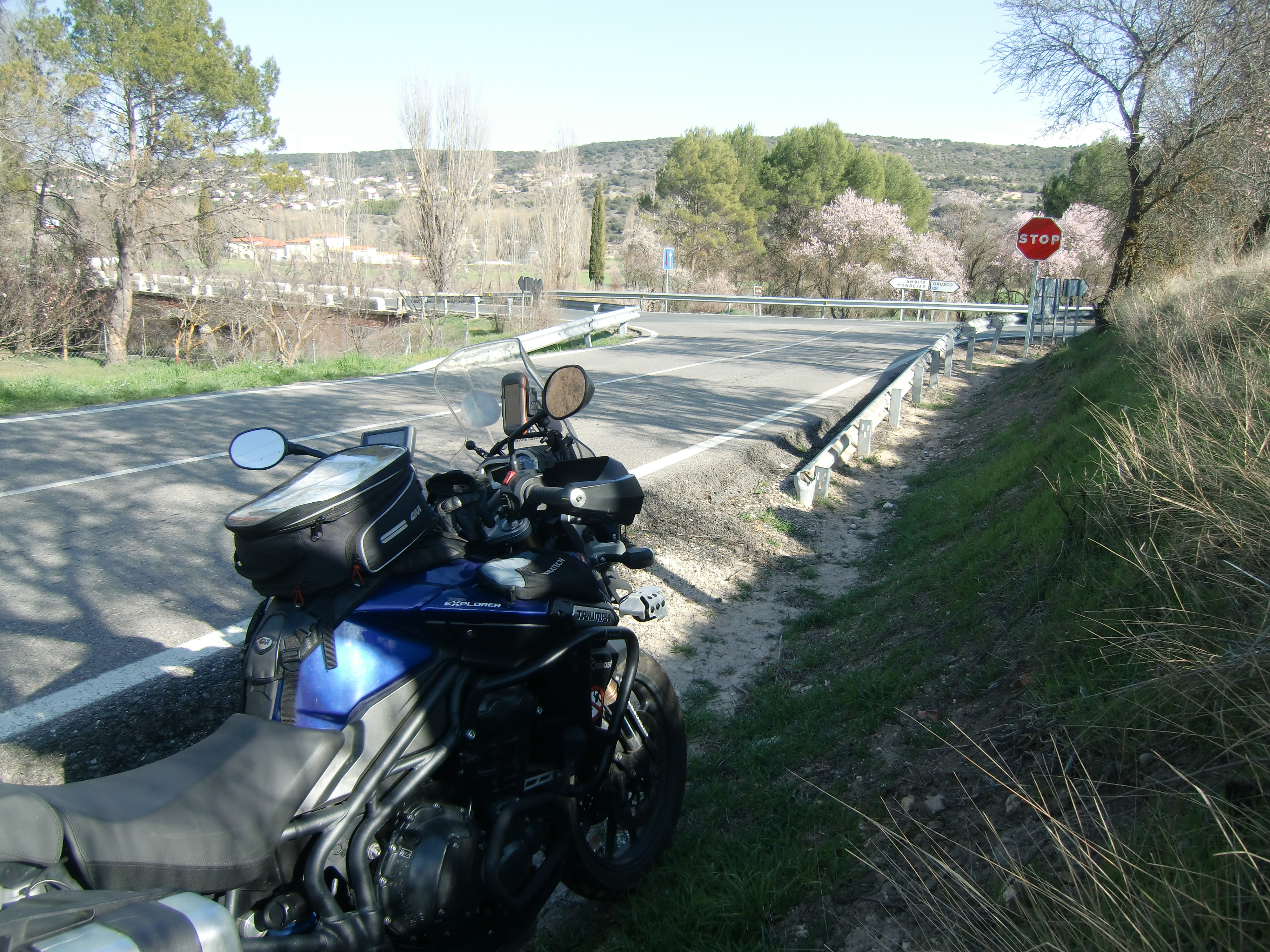 Alerta de Riesgo. Bermas y como evitar accidentes de tráfico.