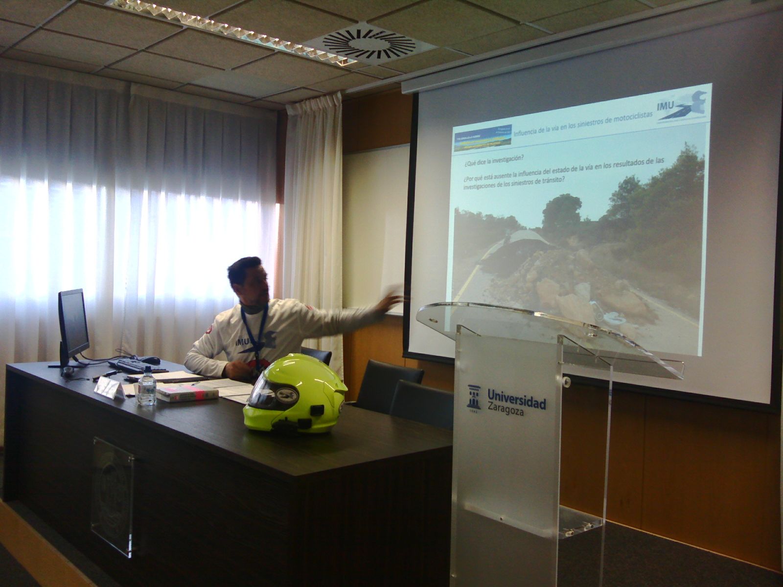 ¿Qué podíamos cambiar para estar más seguros en nuestras carreteras? …