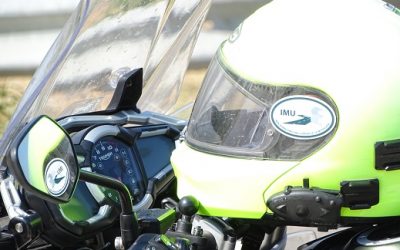 ¿Se puede sancionar por la instalación en el casco de intercomunicador?