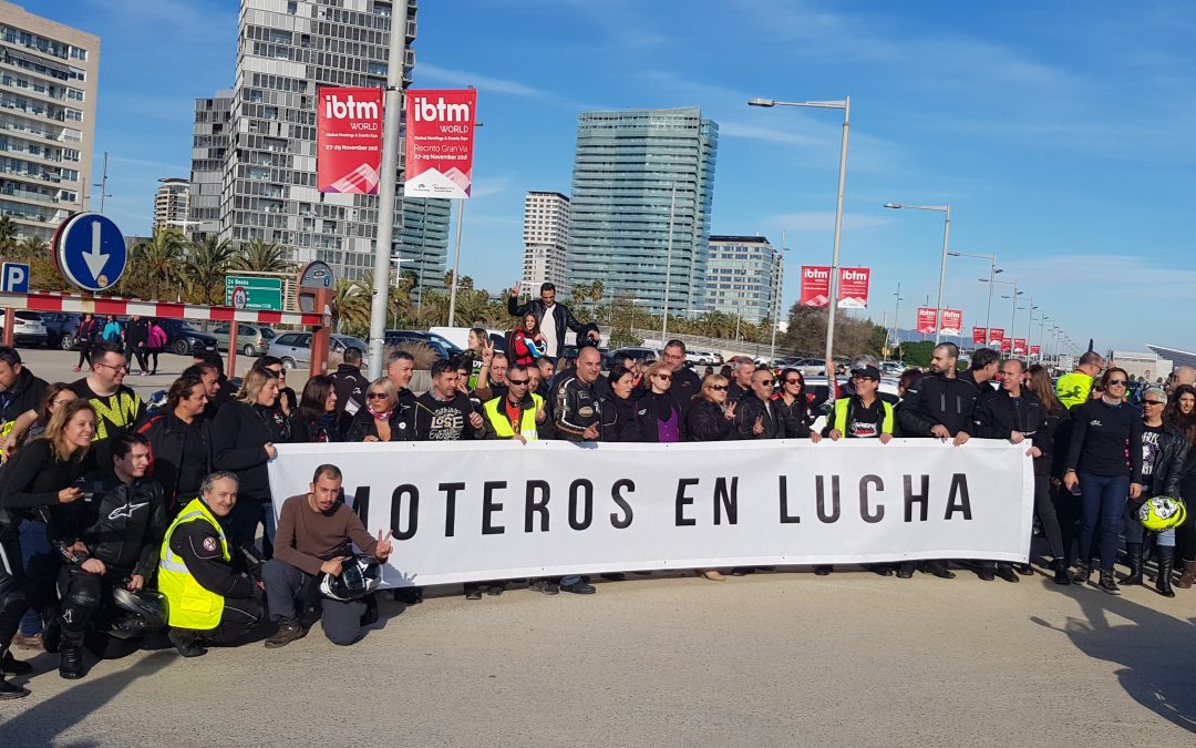 ¿Crees que se debería seguir permitiendo el estacionamiento sobre aceras de las motocicletas en Barcelona?