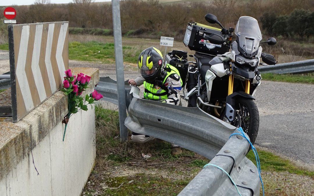 El Gobierno es colaborador necesario en la muerte de motoristas contra guardarrailes ¿Cuando dejará de serlo?